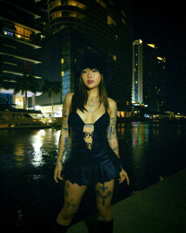 ar1enelee instagram image archive image