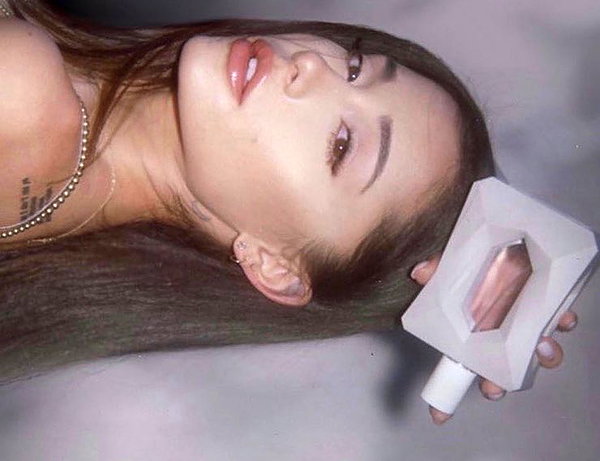 arianagrande instagram image archive image