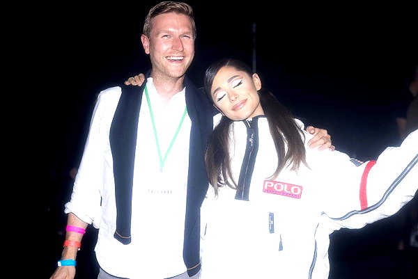arianagrande instagram image archive image