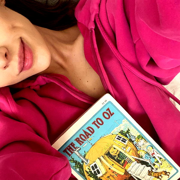 arianagrande instagram image archive image
