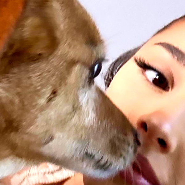 arianagrande instagram image archive image