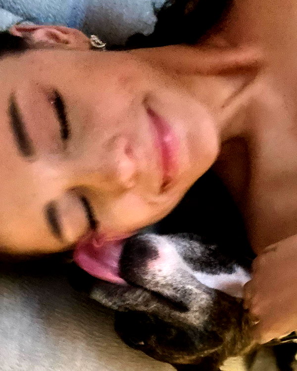 arianagrande instagram image archive image