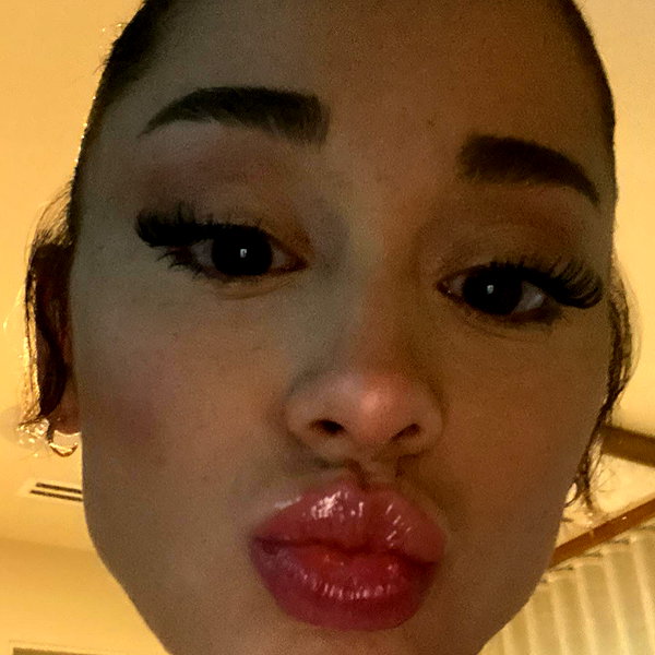 arianagrande instagram image archive image