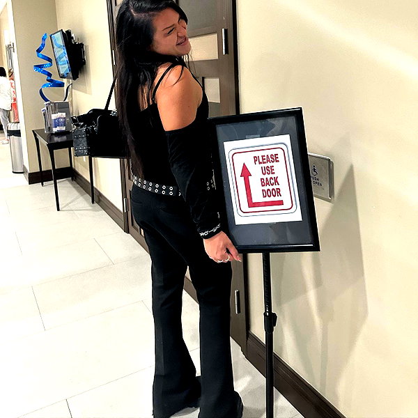 arianagrande instagram image archive image