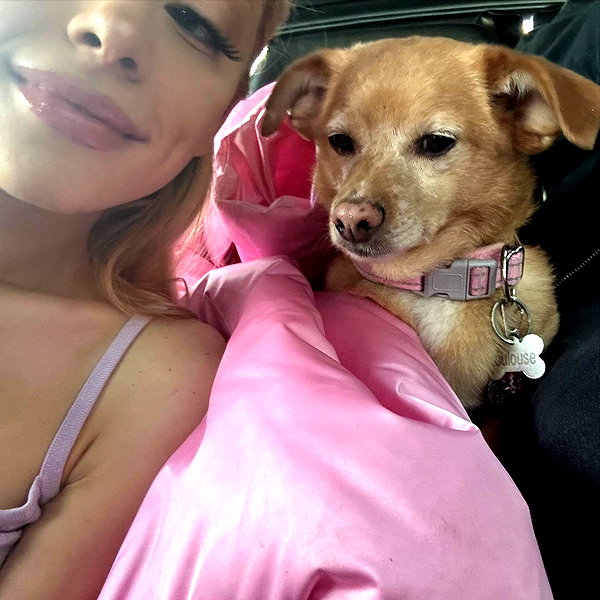 arianagrande instagram image archive image