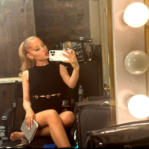 arianagrande instagram image archive image