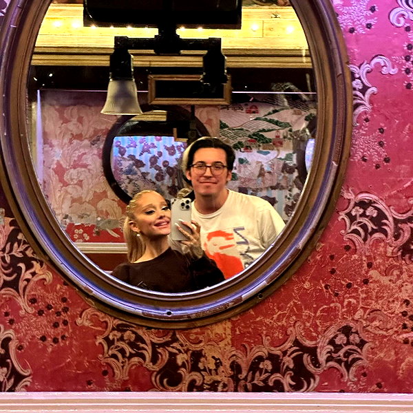 arianagrande instagram image archive image