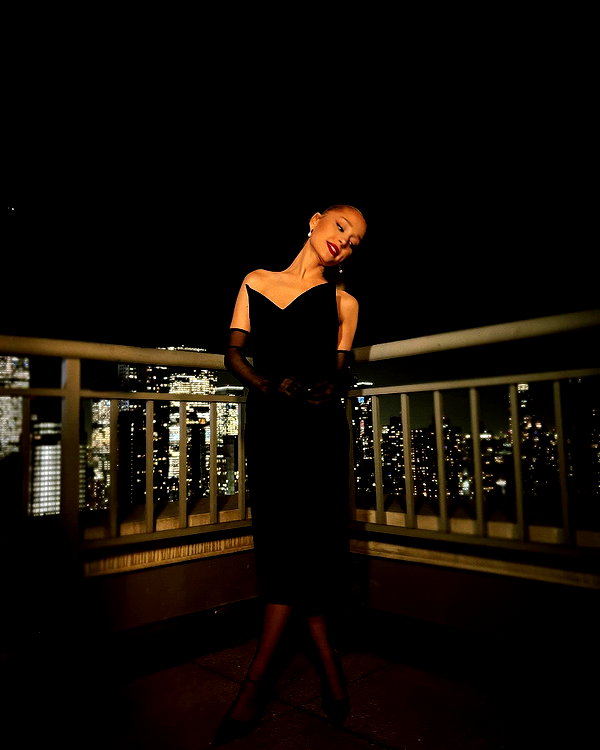 arianagrande instagram image archive image