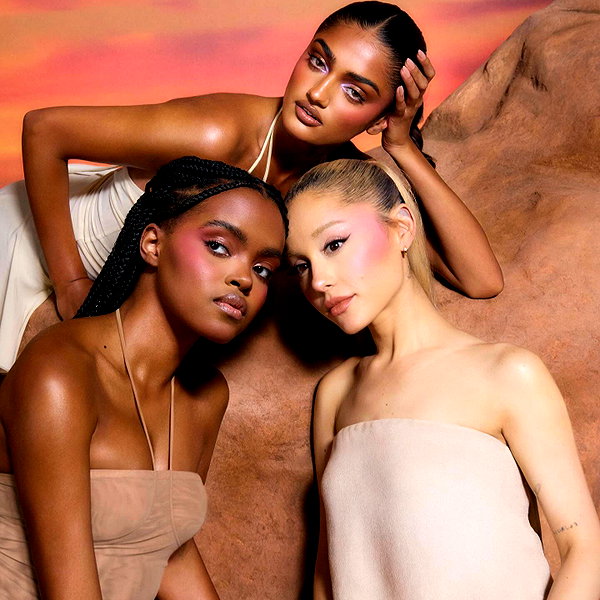 arianagrande instagram image archive image