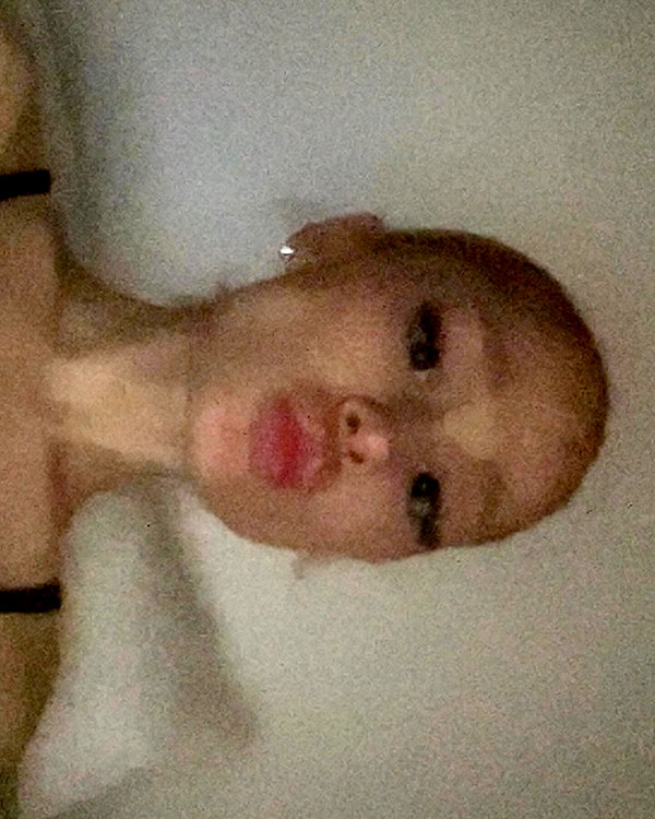 arianagrande instagram image archive image