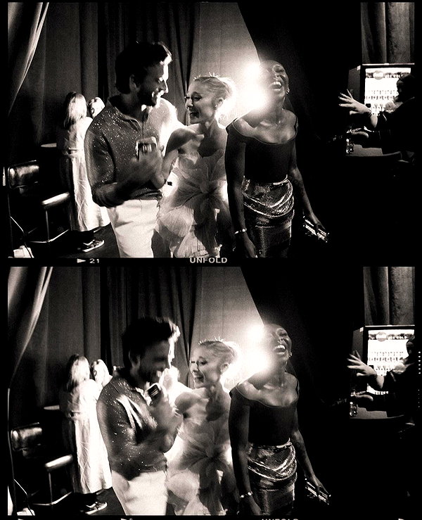 arianagrande instagram image archive image