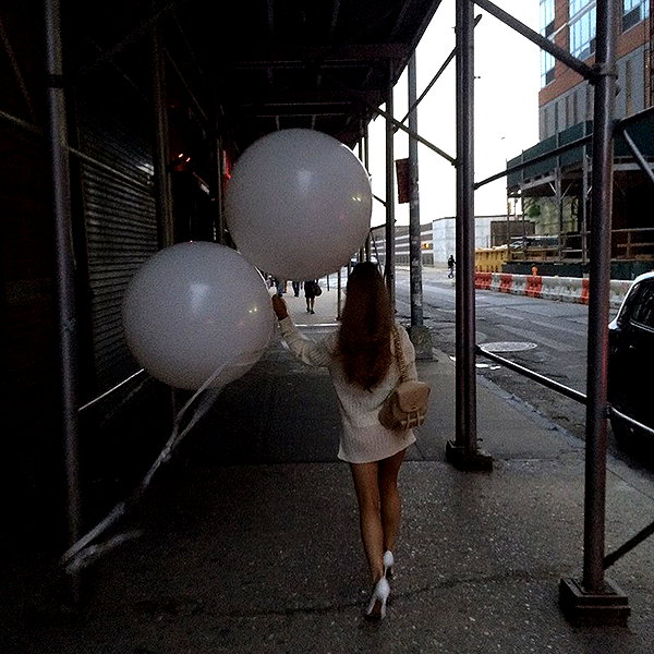 arianagrande instagram image archive image