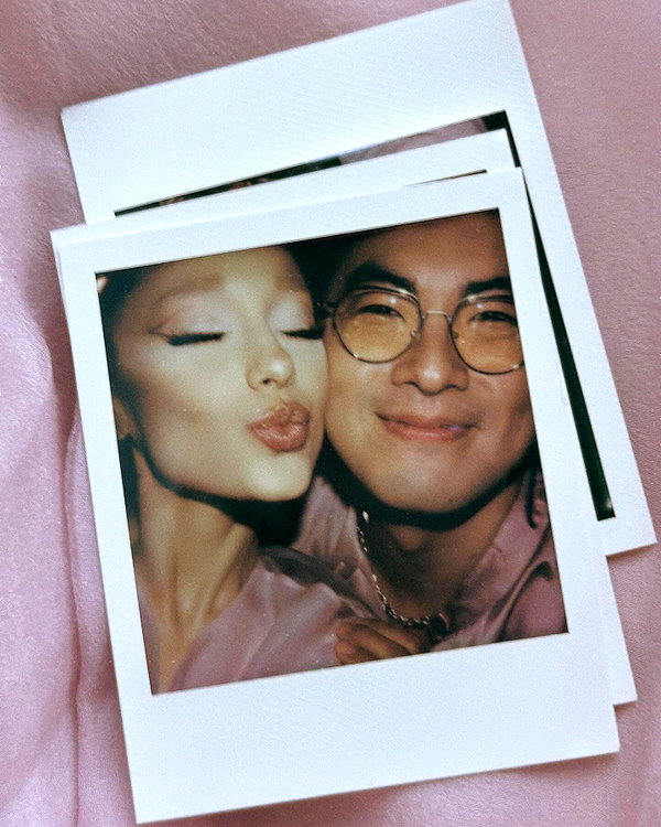 arianagrande instagram image archive image
