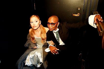 arianagrande instagram image archive image