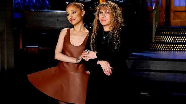 arianagrande instagram image archive image