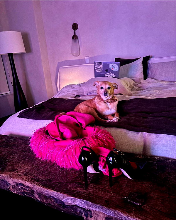 arianagrande instagram image archive image