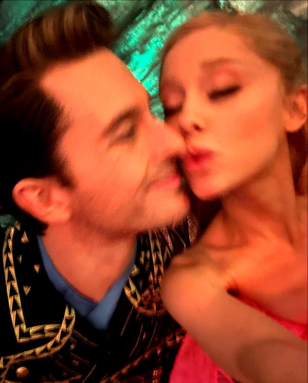 arianagrande instagram image archive image