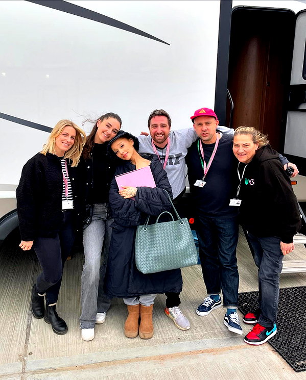 arianagrande instagram image archive image