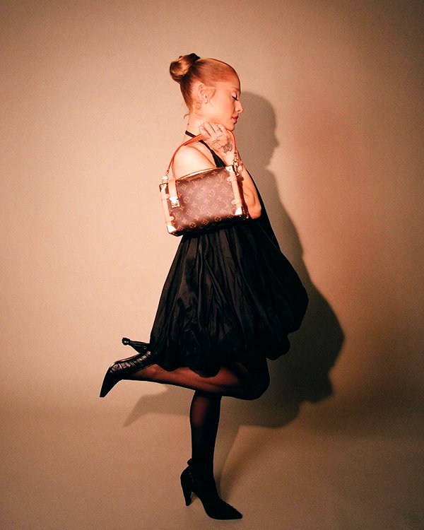 arianagrande instagram image archive image