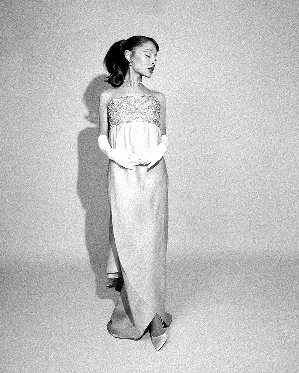 arianagrande instagram image archive image