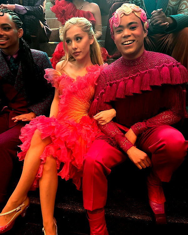 arianagrande instagram image archive image