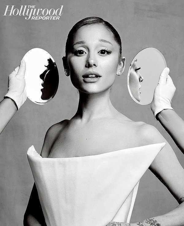 arianagrande instagram image archive image