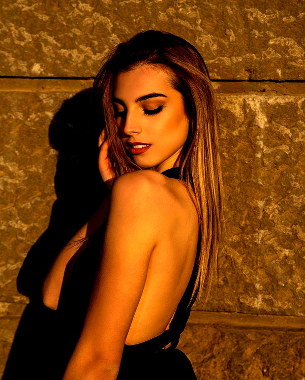 ariannachiaravalle_ instagram image archive image
