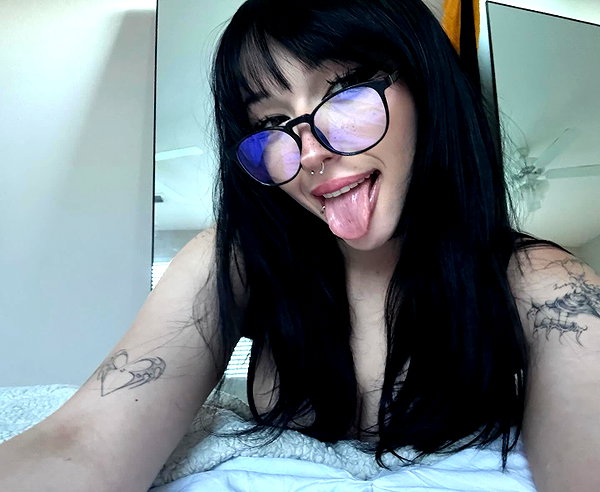 ariaxskyee instagram image archive image