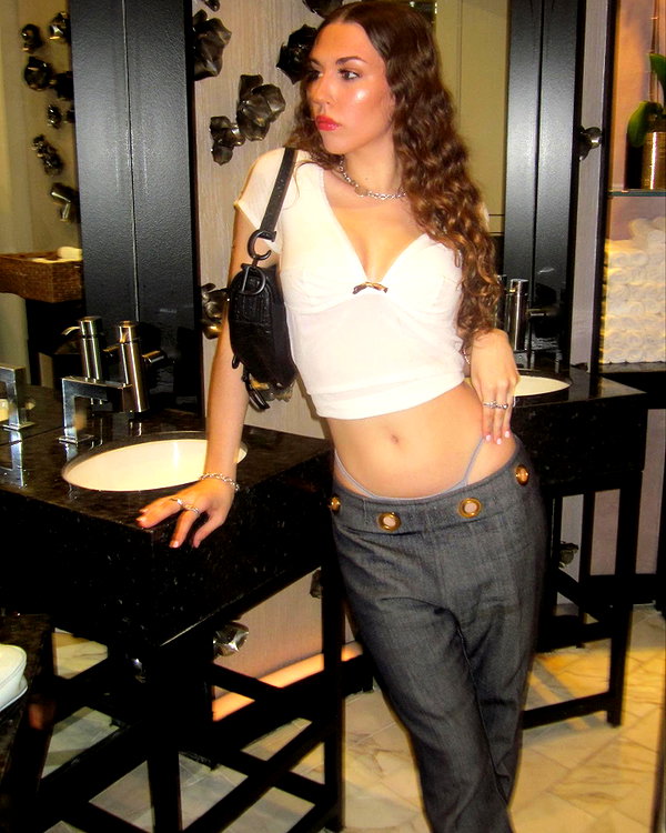 armanitraylor instagram image archive image