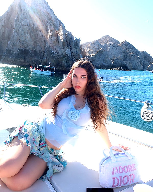armanitraylor instagram image archive image