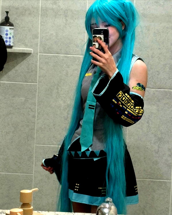 ashisbees instagram image archive image