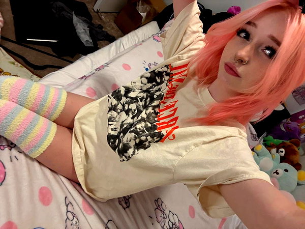 ashley.scarr instagram image archive image