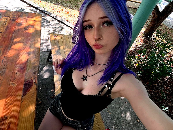 ashley.scarr instagram image archive image