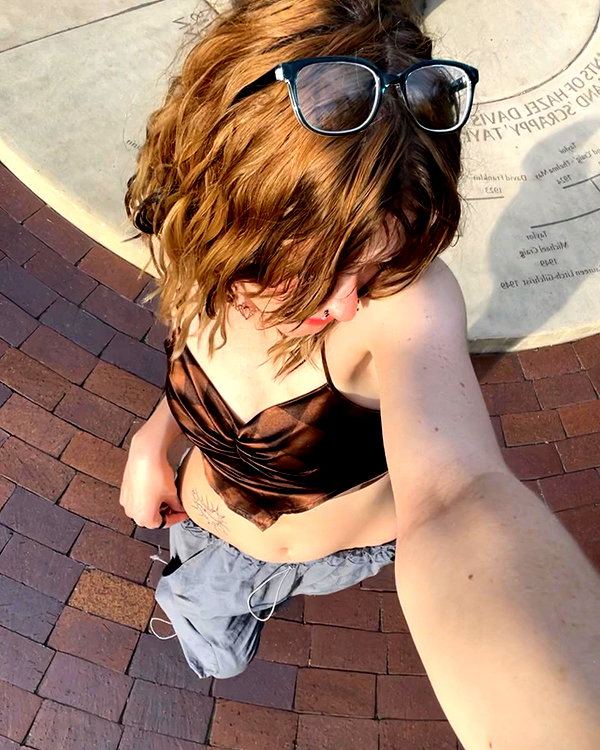 astarwbry_ instagram image archive image