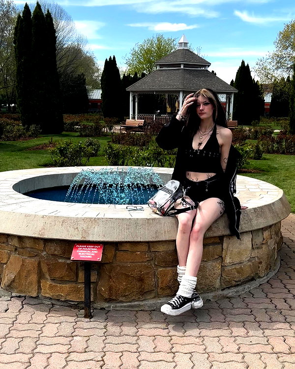 astarwbry_ instagram image archive image
