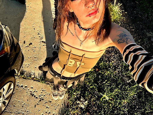 astarwbry_ instagram image archive image