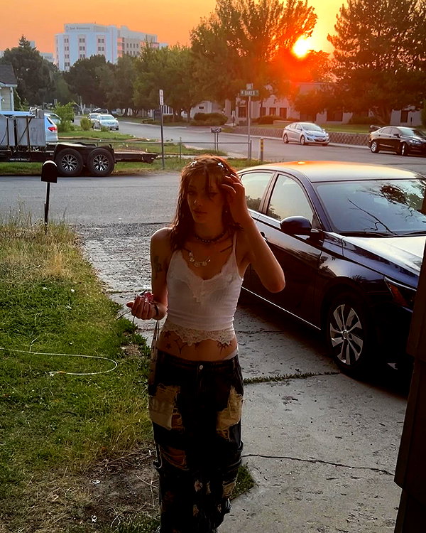 astarwbry_ instagram image archive image
