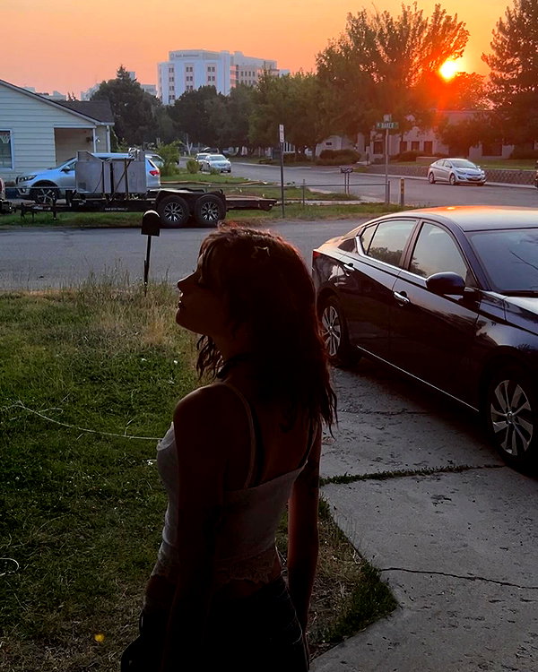 astarwbry_ instagram image archive image