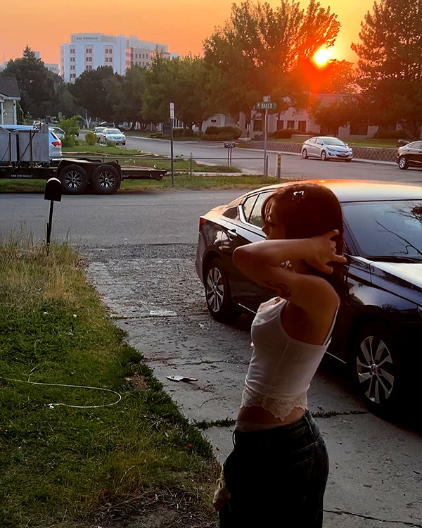 astarwbry_ instagram image archive image