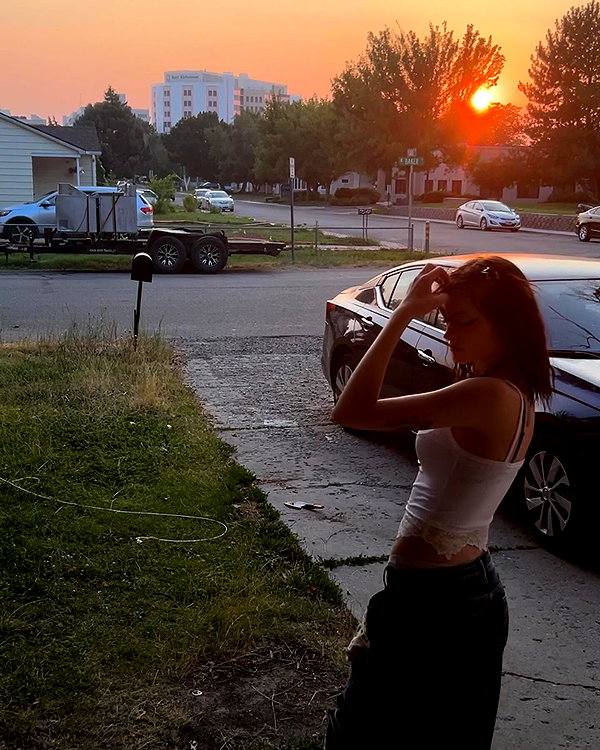 astarwbry_ instagram image archive image