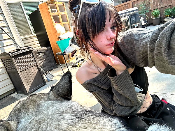 astarwbry_ instagram image archive image