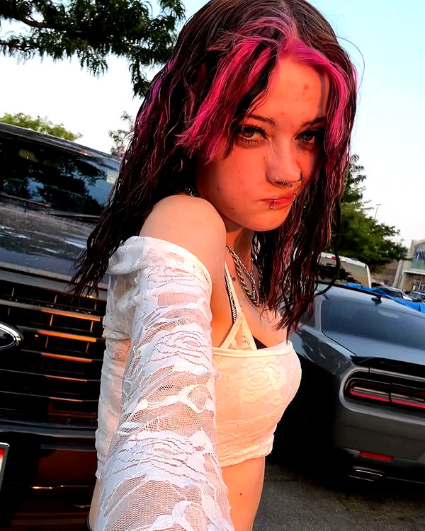 astarwbry_ instagram image archive image