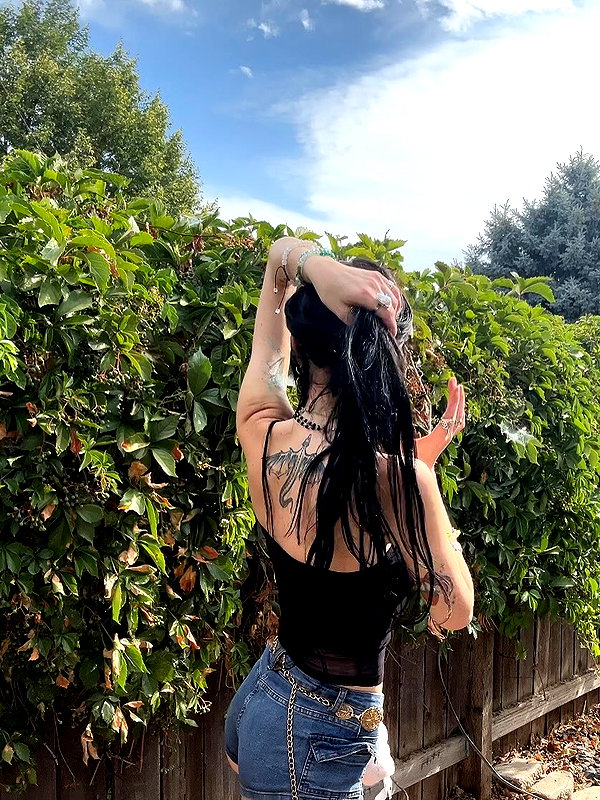astarwbry_ instagram image archive image