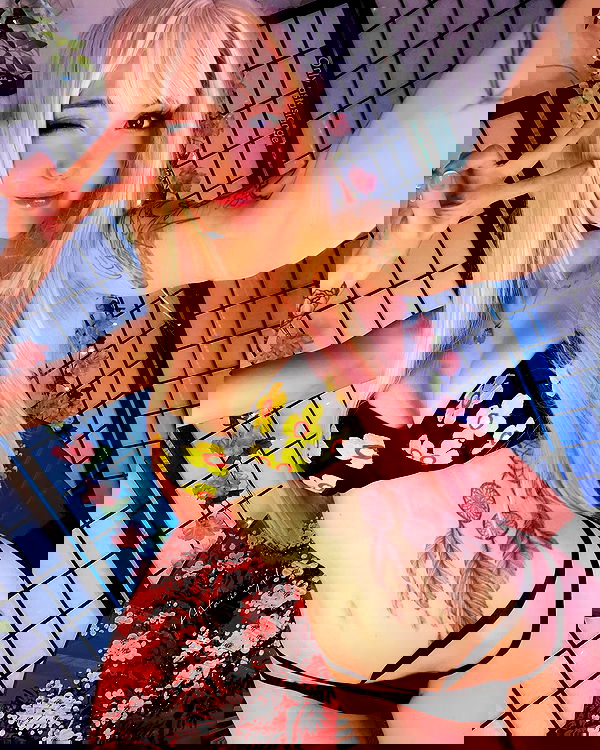 astasiatyan image ~ Altpins