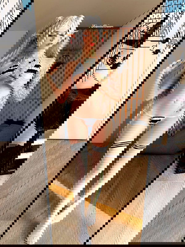 astasiatyan image ~ Altpins