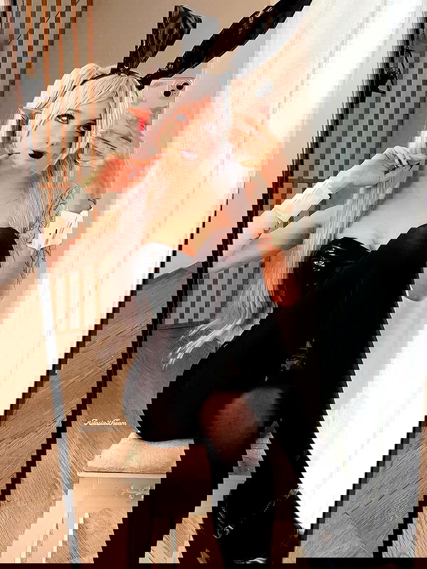 astasiatyan image ~ Altpins