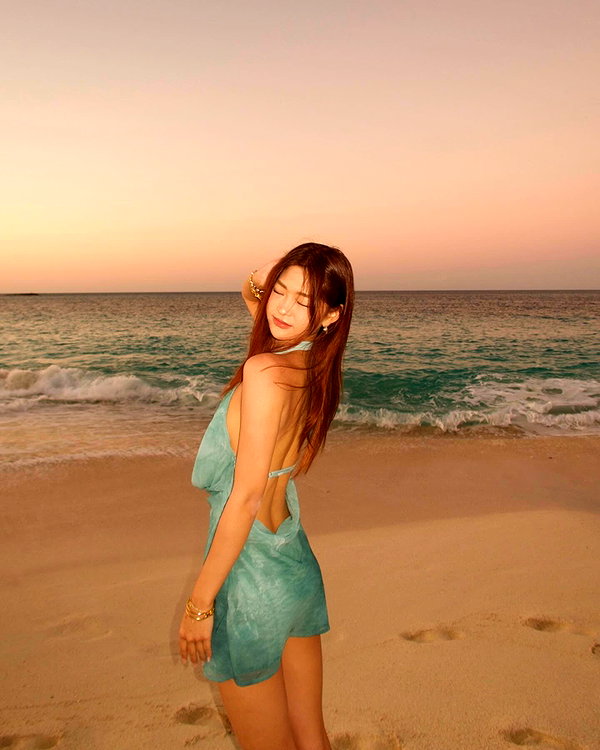 audreywbae instagram image archive image
