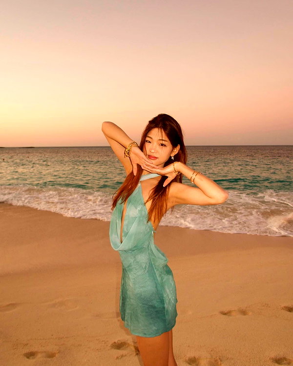 audreywbae instagram image archive image
