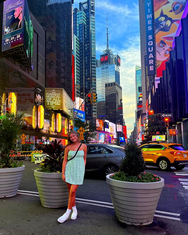 autumnjoymercado instagram image archive image