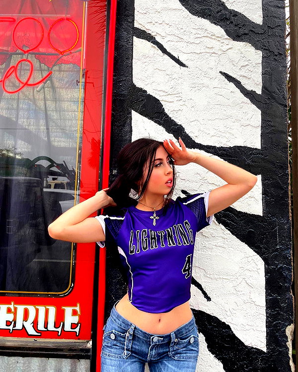 averyygraace instagram image archive image